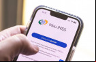 Confie apenas nos canais oficiais - Meu INSS e Telefone 135 - para informações seguras
