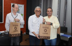  Marcos Tognato - Relações Institucionais da Gol, Hercy Filho - Secretário do Turismo, e o vice-prefeito de Araguaína, Israel Guimarães