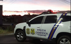 Local foi isolado pela perícia após o crime brutal no setor Raizal, em Araguaína.