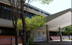 As contratações serão temporárias e obedecerão à lei que dispõe sobre a contratação de pessoal por tempo determinado 