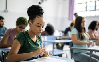  O Exame Nacional do Ensino Médio (Enem) 2025 é a principal porta de entrada para as instituições de ensino superior no país. 