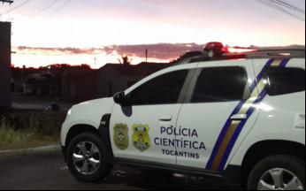 Local foi isolado pela perícia após o crime brutal no setor Raizal, em Araguaína.